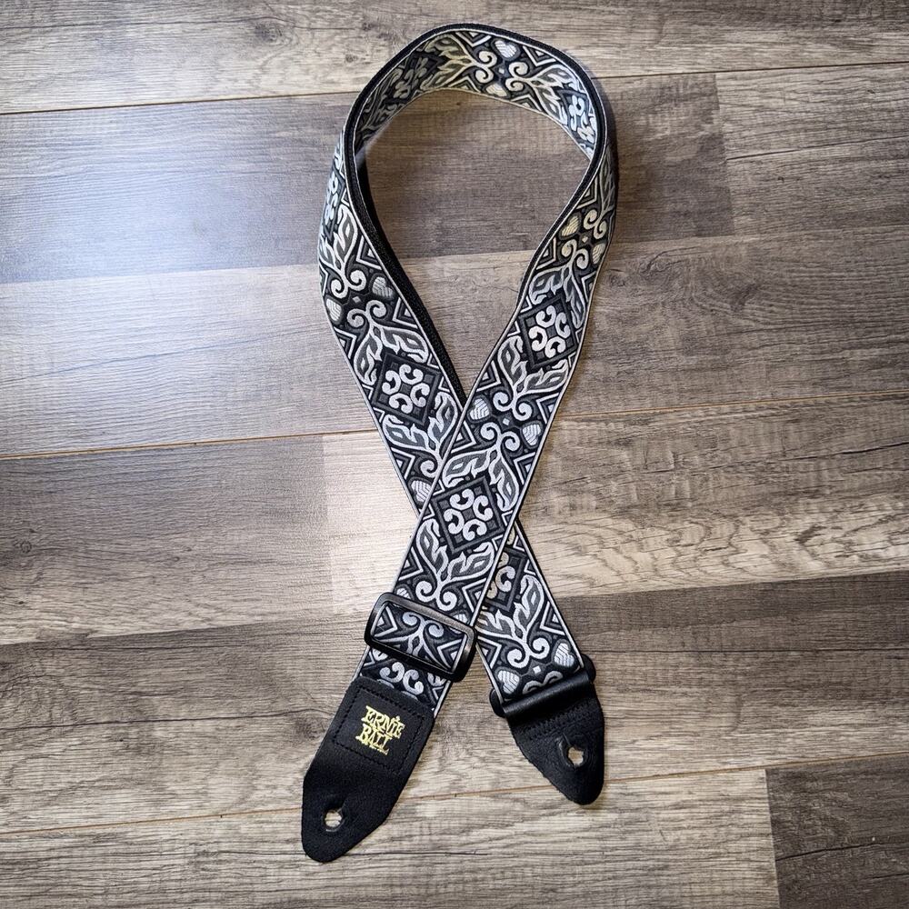 Ernie Ball Jacquard Guitar Strap, Tribal Silver (P04166)
